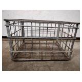 2 HEAVY DUTY METAL CRATES 2 HEAVY DUTY METAL CRATES