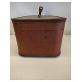 VINTAGE TRAIN CASE IN BROWN LEATHER VINTAGE TRAIN CASE IN BROWN LEATHER