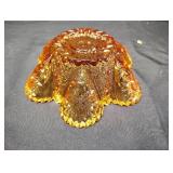 VINTAGE FENTON DAISY AND BUTTON AMBER GLASS BOWL VINTAGE FENTON DAISY AND BUTTON AMBER GLASS BOWL