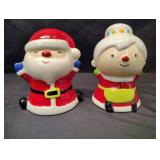 MIKASA FINE PORCELAIN SLEIGH TABLE CENTERPIECE WITH MRS CLAUSE AND SANTA SALT AND PEPPER SHAKERS MIKASA FINE PORCELAIN SLEIGH TABLE CENTERPIECE WITH MRS CLAUSE AND SANTA SALT AND PEPPER SHAKERS