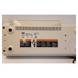 GBC Docuseal 95 Professional Laminator - Heats up GBC Docuseal 95 Professional Laminator - Heats up