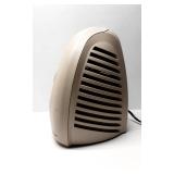 Vornado VH2 Whole Room Space Heater 110 Electric Space Heater, Turns On and Heats Vornado VH2 Whole Room Space Heater 110 Electric Space Heater, Turns On and Heats