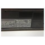 Technics RS-D550W Double Cassette Deck, No Cord. Technics RS-D550W Double Cassette Deck, No Cord.