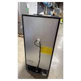 Vissani 7.1 cu. ft. Manual Defrost Convertible Upright Freezer in Stainless Steel Look Retail $379.00