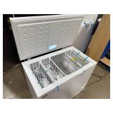 Vissani 8.8 cu. ft. Manual Defrost Convertible Chest Freezer with LED Light in White Powered by Hubspace Retail $399.00