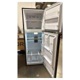 Vissani 10.1 cu. ft. Top Freezer Refrigerator in Black Retail $399.00