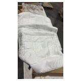 39x75x18 Twin Mattress Topper - Retail: $0