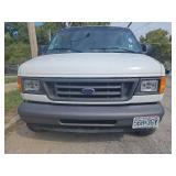 2006 Ford E-350 Super Duty~ WHITE