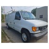 2006 Ford E-350 Super Duty~ WHITE