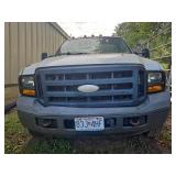 2006 Ford F-550 XL Super Duty~ WHITE
