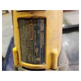 DeWalt DW9116 7.2V-18V NiCd Battery Charger with Case