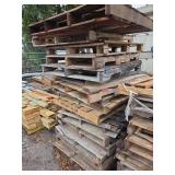 (17) Wooden Pallets