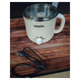 Dezin Electric Pot, 1.6L Ramen Cooker, Hot Pot Electric Stainless Steel, Multifunctional Cooker for Egg, Pasta, Soup, Porridge, Oatmeal with Temperature Control and Keep Warm Function - Retail: $27 Dezin Electric Pot, 1.6L Ramen Cooker, Hot Pot Electric Stainless Steel, Multifunctional Cooker for Egg, Pasta, Soup, Porridge, Oatmeal with Temperature Control and Keep Warm Function - Retail: $27