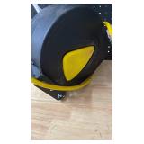 Auto Rewind Water/Air Hose Reel with Manual - Retail: $75 Auto Rewind Water/Air Hose Reel with Manual - Retail: $75