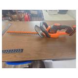 Black+Decker 20V Cordless Hedge Trimmer Black+Decker 20V Cordless Hedge Trimmer