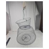 Collapsible Wire Mesh Fish Trap Collapsible Wire Mesh Fish Trap