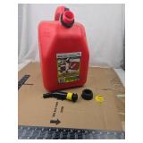 Red Plastic Gas Can - 5 Gallon/18.8L Fuel Container Red Plastic Gas Can - 5 Gallon/18.8L Fuel Container