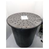 APPEARS NEW - Parts2O FPW73-19 18-Inch Sump Basin with Perforated Sump Basin Cover  - Retail: $129