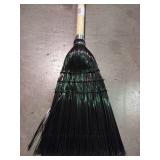 Janico 4052 R3J Plastic Lobby Toy Broom with Wood Handle - 41"		 Description: Janico 4052 R3J Plastic Lobby Toy Broom with Wood Handle - 41"  Additional Detail: Appears New