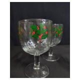 Vintage Style Holly Berry Christmas Wine Glasses Set