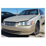 2000 Toyota Camry LE - CHAMPAGNE