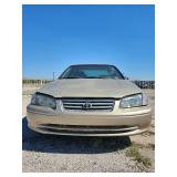 2000 Toyota Camry LE - CHAMPAGNE