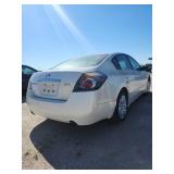 2009 Nissan Altima - WHITE