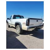 1999 Chevrolet Silverado 1500 4WD - WHITE