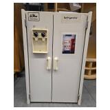 Toy-Mate Play Kitchen Refrigerator Set