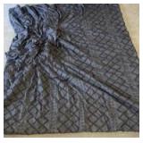 Black Patterned Quilt with 2 Pillow Cases - Queen - Retail: $25 Black Patterned Quilt with 2 Pillow Cases - Queen - Retail: $25