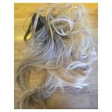 Ms Taj Hair Topper 18 Inch for Women With Thinning Hair - Long Layered 6.5\X6.5\in Synthetic Hair Pieces, Fiber Wiglets for Ladies (3 Tone Blonde) NEEDS BRUSHED - Retail: $28in Ms Taj Hair Topper 18 Inch for Women With Thinning Hair - Long Layered 6.5\X6.5\in Synthetic Hair Pieces, Fiber Wiglets for Ladies (3 Tone Blonde) NEEDS BRUSHED - Retail: $28in