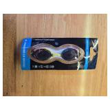 Speedo Unisex-child Swim Goggles Vanquisher 2.0 Junior - Retail: $30 Speedo Unisex-child Swim Goggles Vanquisher 2.0 Junior - Retail: $30