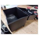 Oxford Plastic Index Card Box, 4 x 6 Inches, 400 Card Capacity, Black (01461) - Retail: $11 Oxford Plastic Index Card Box, 4 x 6 Inches, 400 Card Capacity, Black (01461) - Retail: $11