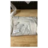 Pander Premium White Duffle Bag - Retail: $45 Pander Premium White Duffle Bag - Retail: $45