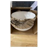 Strawberry Street White Serving Bowl - Retail: $15 Strawberry Street White Serving Bowl - Retail: $15