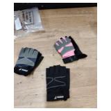 3 Pairs Kids Half Fingerless Gloves Non-slip Gel Gloves Adjustable 3 Pairs Kids Half Fingerless Gloves Non-slip Gel Gloves Adjustable