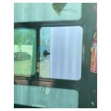 (Unused)- Vicsec -New Mini Excavator 1.0TColor: (Yellow & Black)VC13C