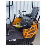(Unused)- VICSEC - New Mini Excavator VC15P - 1500kg Compact DiggerColor: (Yellow)