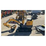 Mini Excavator Landhonor LHR-KN16-CEM with Attachments**Disclaimer, read description**