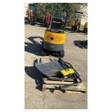 Mini Excavator Landhonor LHR-KN16-CEM with Attachments**Disclaimer, read description**