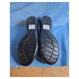 Clarks Ashland Bubble Black Crinkle Patent Synthetic  - Retail: $60