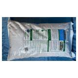 Pennington Wild Bird Food With Cherry Flavor, Added Vitamins and Minerals - Retail: $27