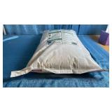 Pennington Wild Bird Food With Cherry Flavor, Added Vitamins and Minerals - Retail: $27