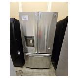 Kenmore Elite French Door Refrigerator with Water Dispenser - Retail: $899