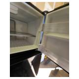Maytag Black Top-Freezer Refrigerator -  - Retail: $500