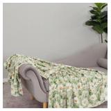 Berkshire Velvetsoft Throw  60 x 80 inches. Daisy - Retail: $24