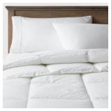 Full/Queen All Seasons Performance Down Alternative Comforter - Thresholdâ¢: 250 Thread Count, Moisture-Wicking, Machine Washable - Retail: $60
