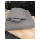 King Comforter Set With 2 Pillow Shams  - Retail: $52