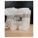 Full/Queen TENCELÂ® Quilt White - Thresholdâ¢: OEKO-TEX Certified, Lightweight, Cooling Comfort Coverlet - Retail: $89