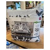 Mainstays Flying Geese 7-Piece Quilt Set with Sheets, Full